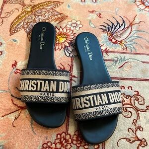 Christian Dior sandals !